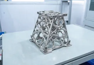 Small satellite bracket